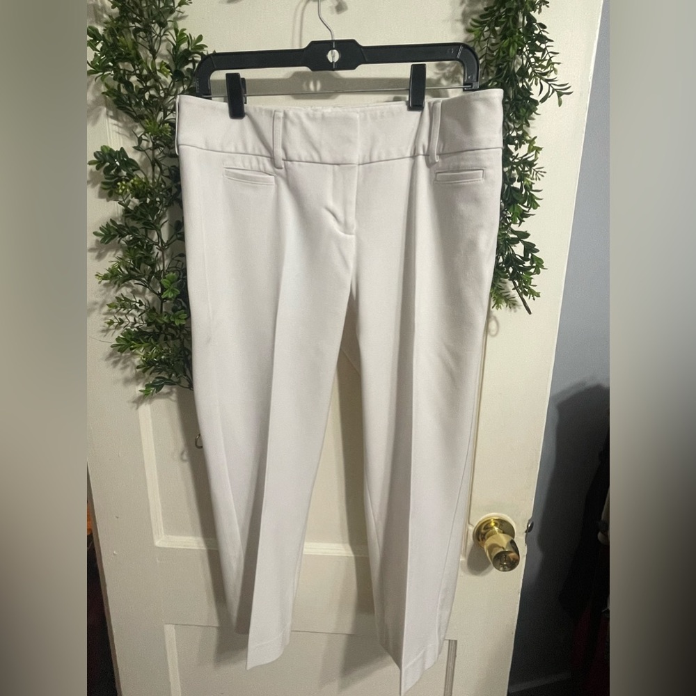 Express Elegant White Capris